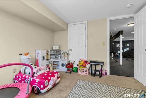 15 Country Club Drive Ledyard CT 06339