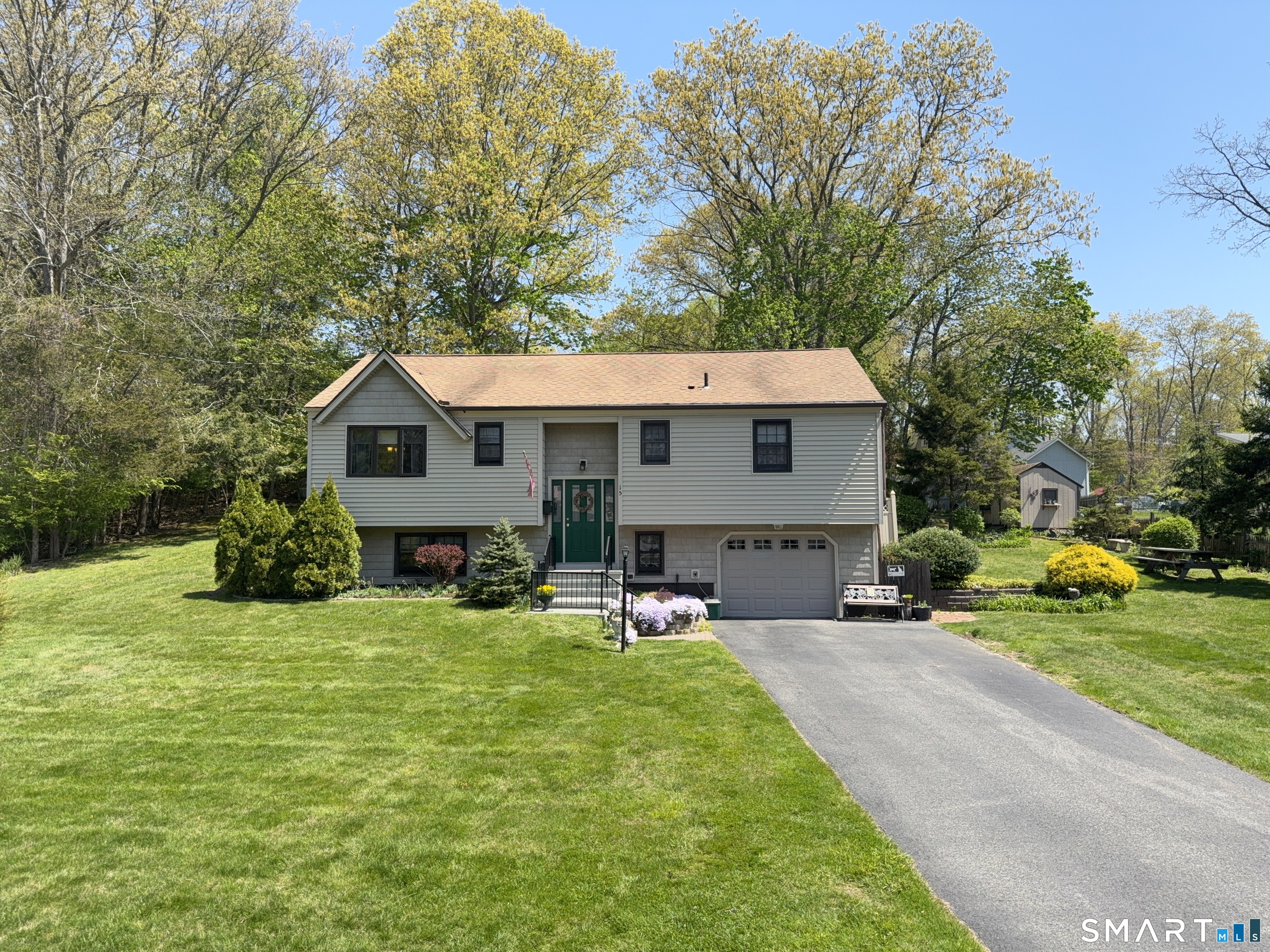 15 Grove Street Deep River CT 06417
