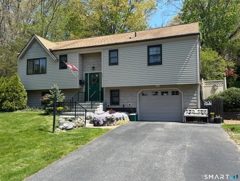 15 Grove Street Deep River CT 06417