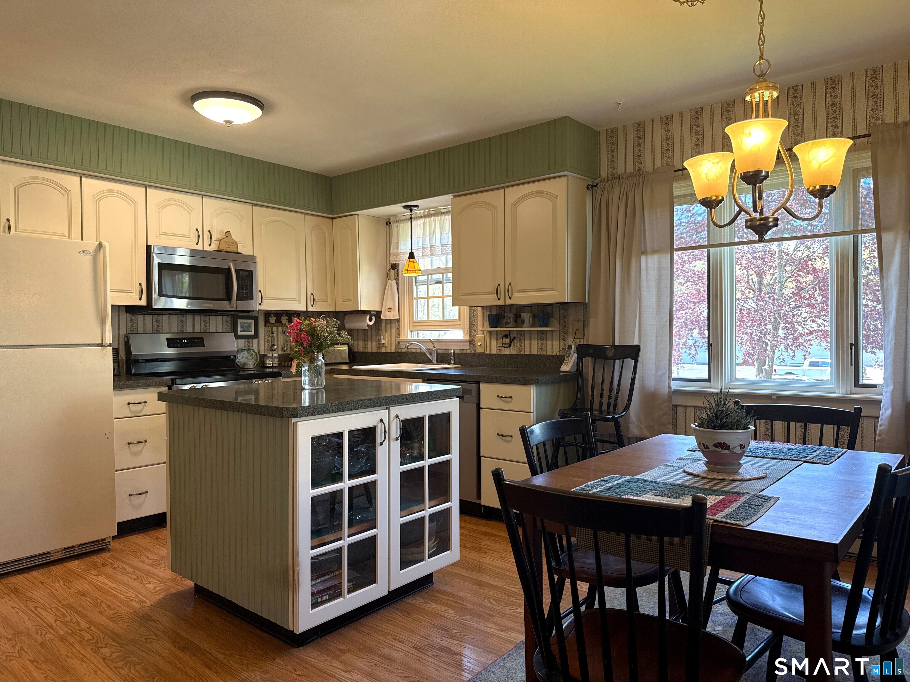 15 Grove Street Deep River CT 06417