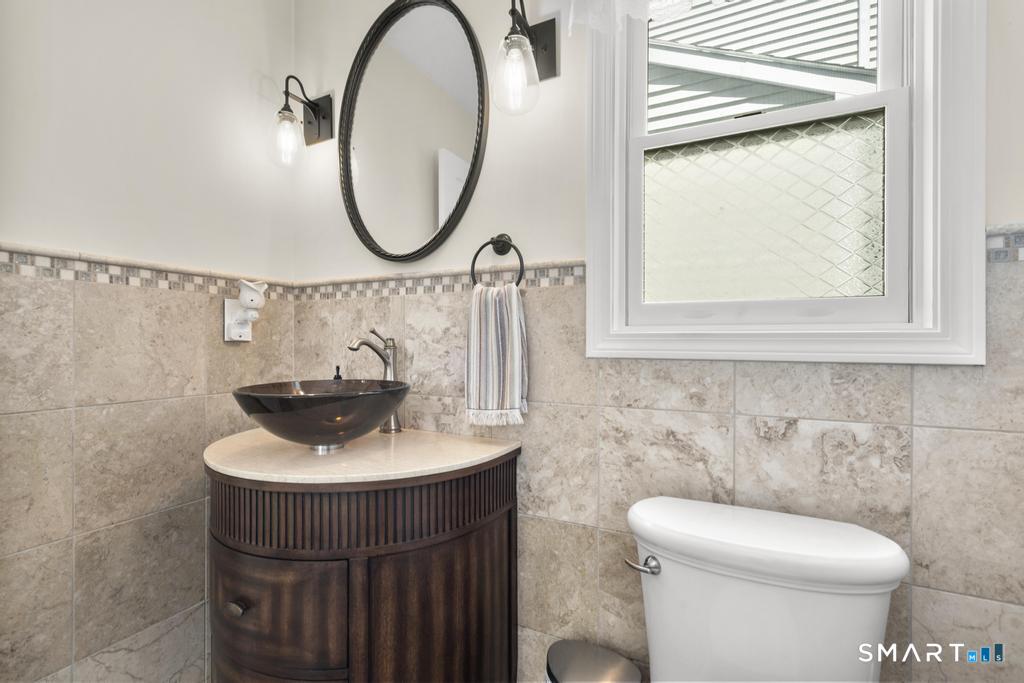 2 Brickham Way Burlington CT 06013