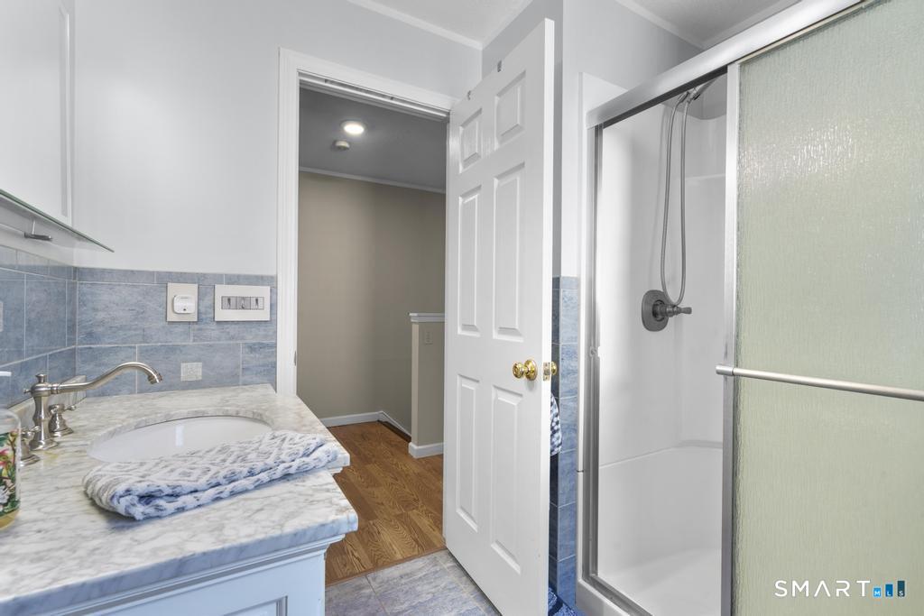 2 Brickham Way Burlington CT 06013
