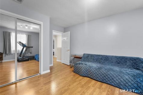 2 Brickham Way Burlington CT 06013