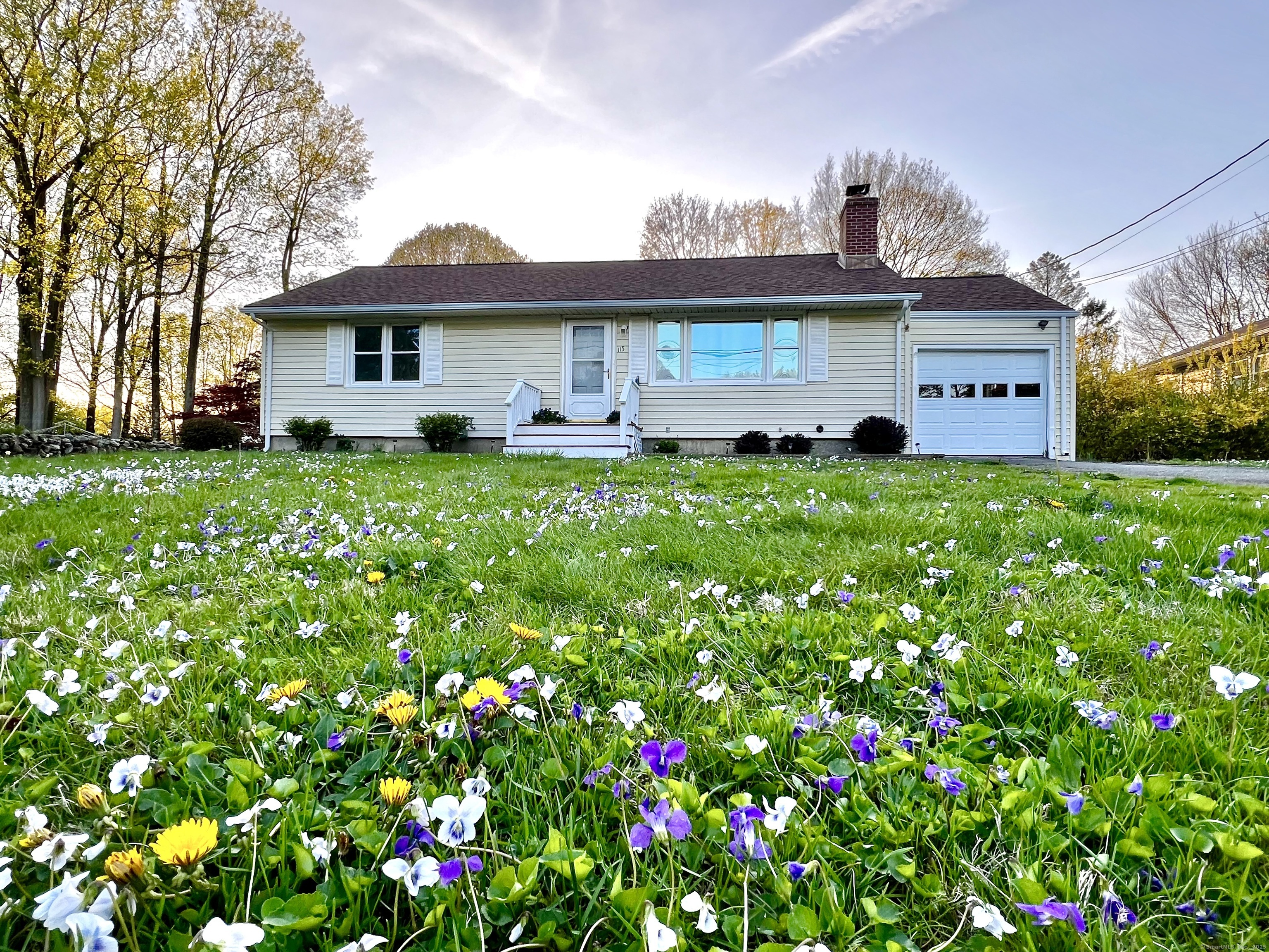 115 Deerfield Drive Trumbull CT 06611