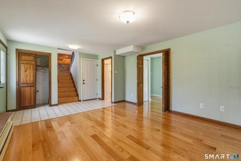 82 Lake Garda Drive Farmington CT 06085