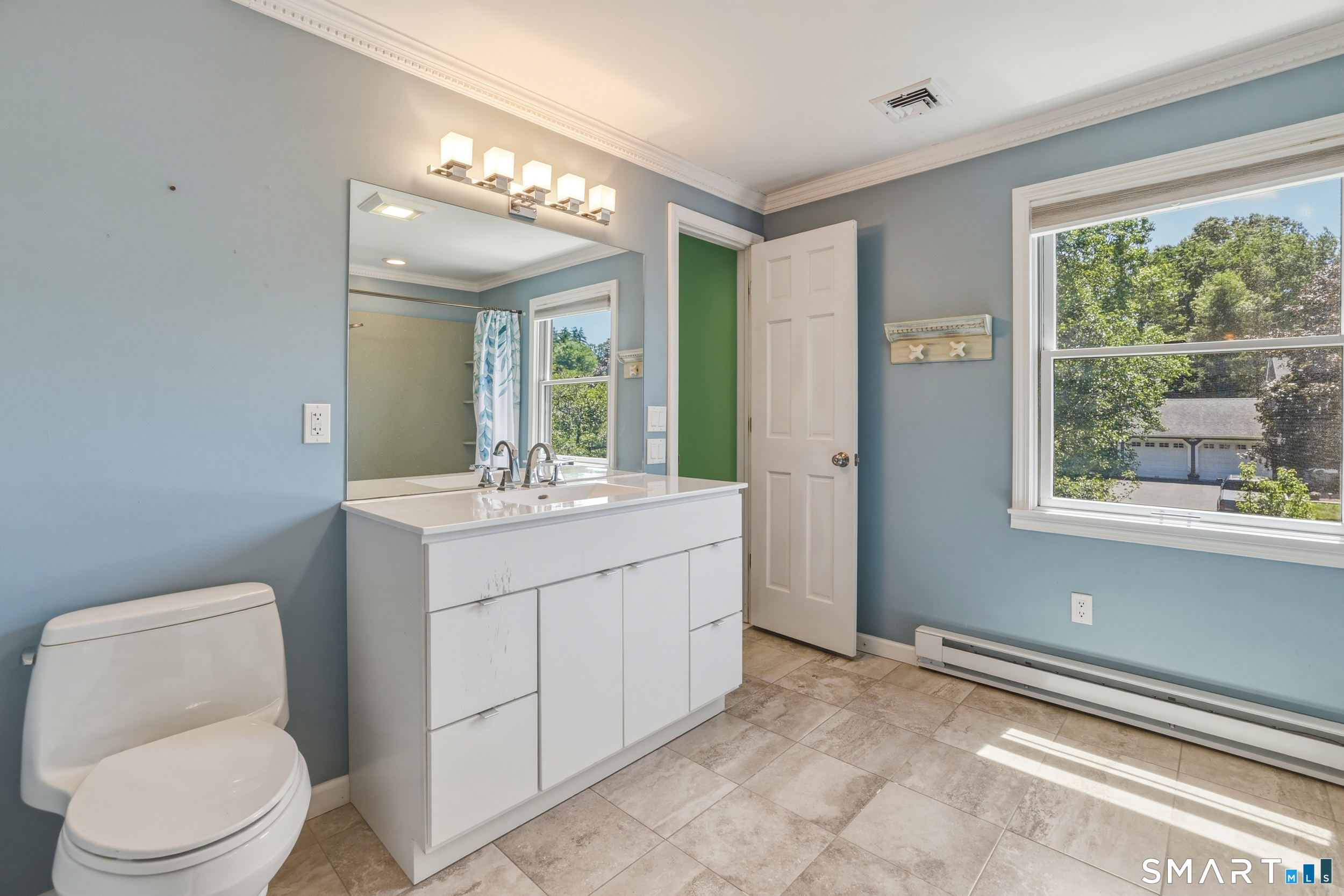 82 Lake Garda Drive Farmington CT 06085