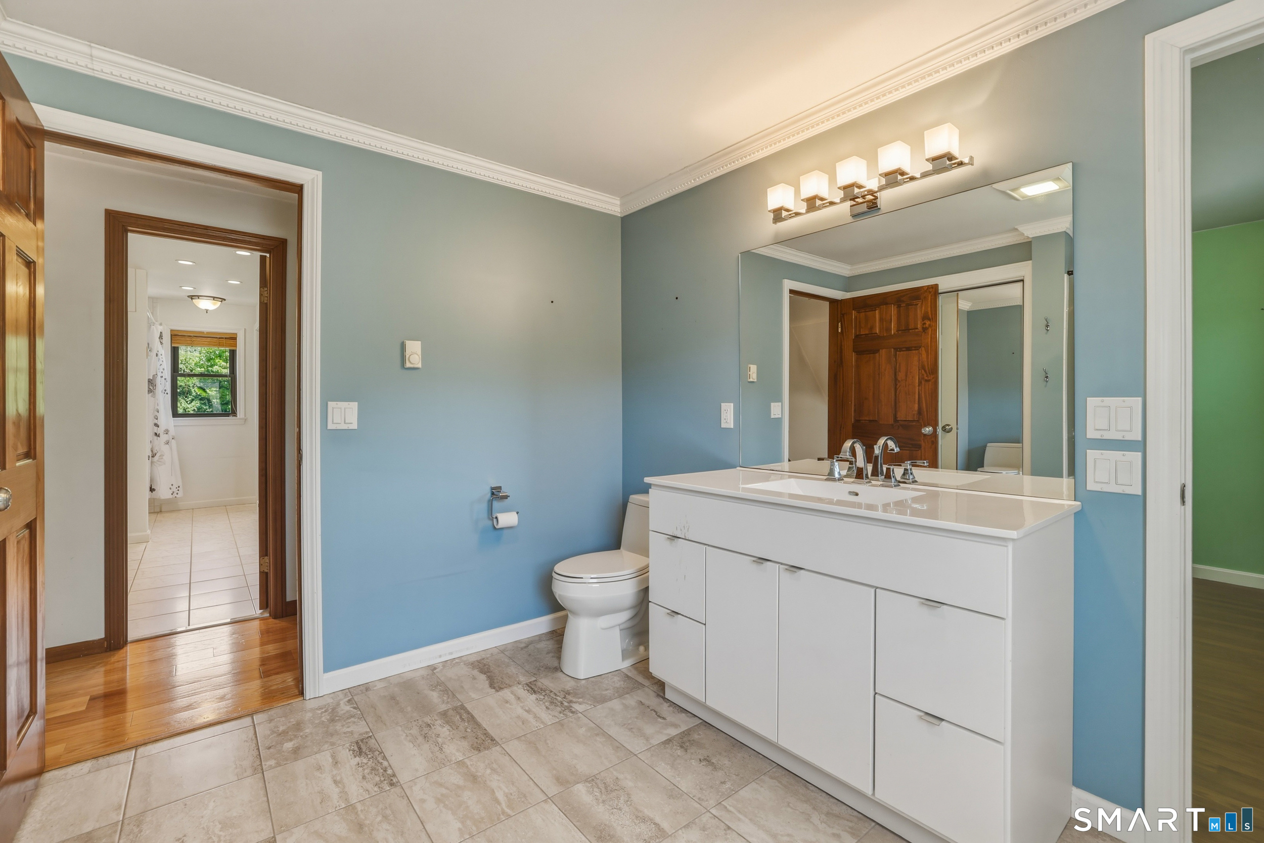 82 Lake Garda Drive Farmington CT 06085