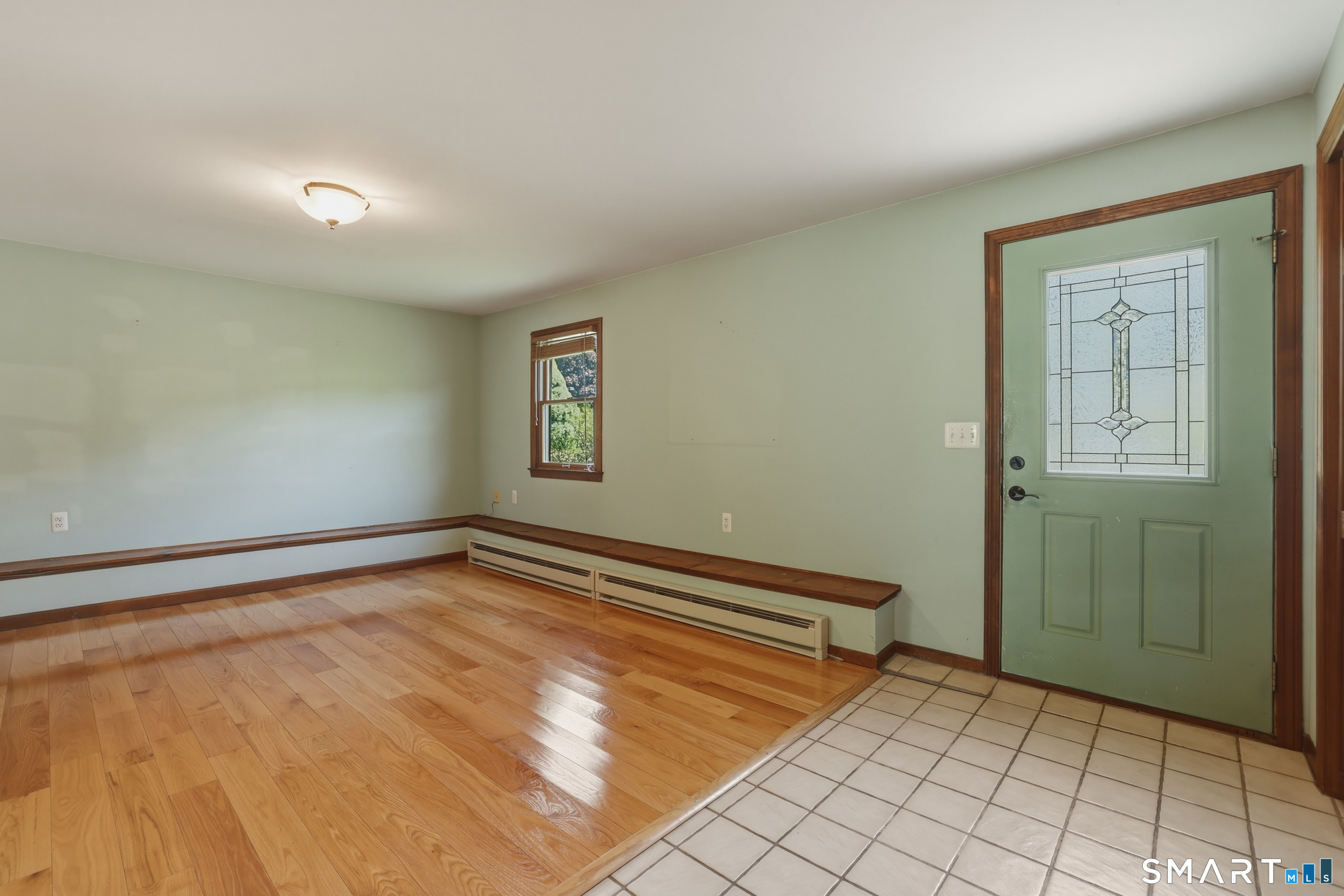 82 Lake Garda Drive Farmington CT 06085
