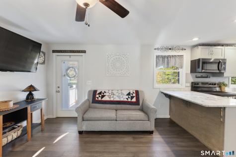 32 Pomfret Road Brooklyn CT 06234