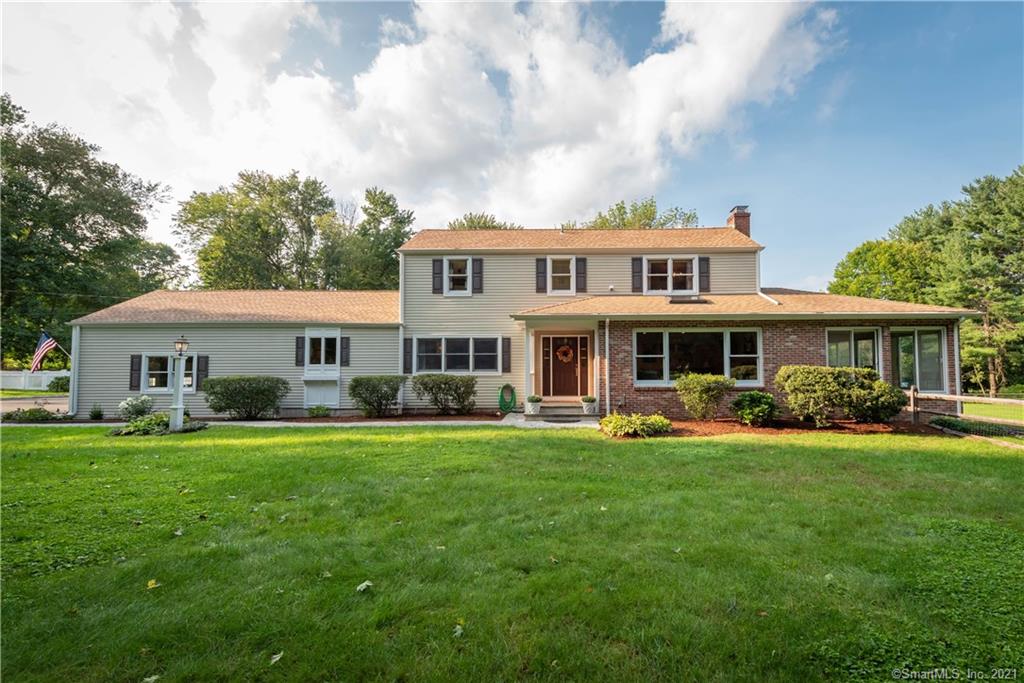 26 Gerdes Road New Canaan CT 06840