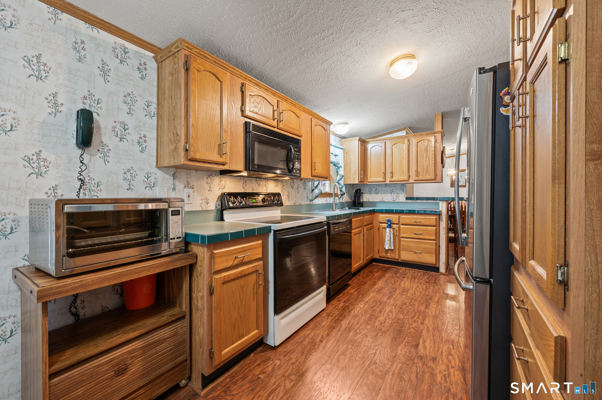 1 Naomi Dr Extension Ledyard CT 06335