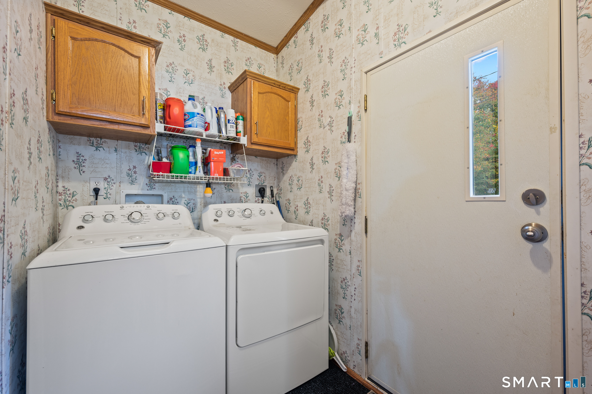 1 Naomi Dr Extension Ledyard CT 06335
