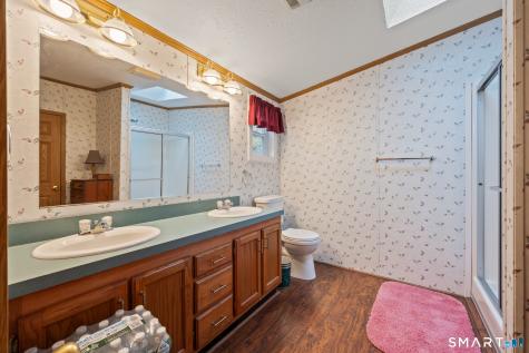 1 Naomi Dr Extension Ledyard CT 06335