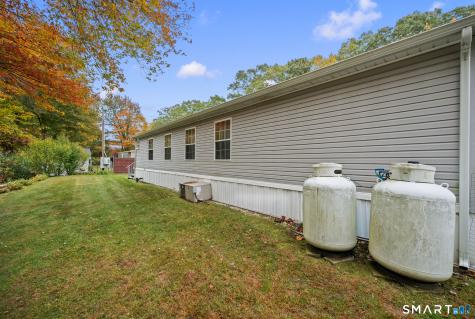 1 Naomi Dr Extension Ledyard CT 06335
