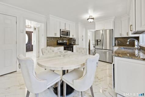 61 Minortown Road Woodbury CT 06798