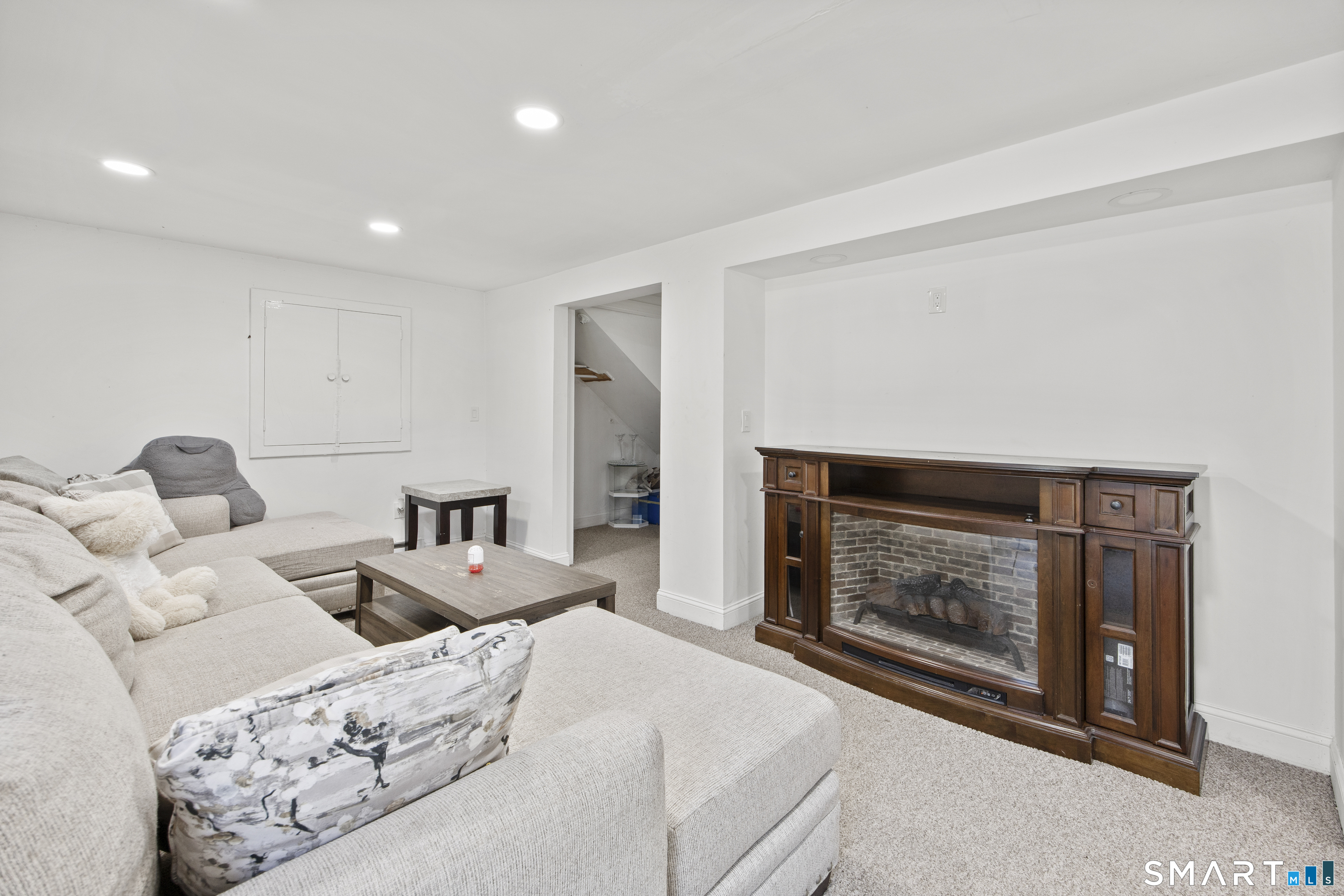 61 Minortown Road Woodbury CT 06798