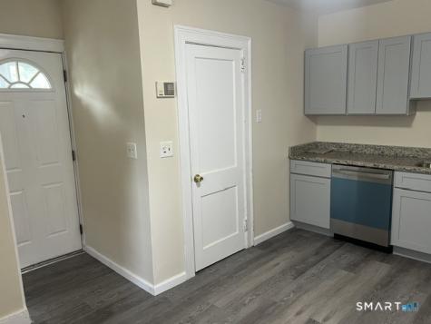 27 Arnold Street Hartford CT 06106