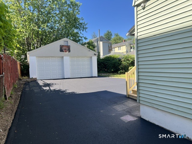 27 Arnold Street Hartford CT 06106