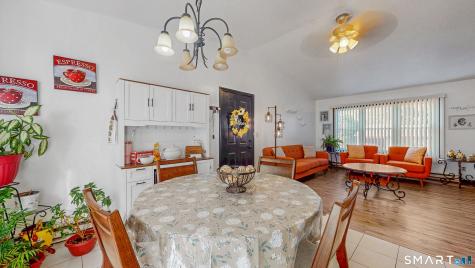 13 Dakota Trail Bristol CT 06010