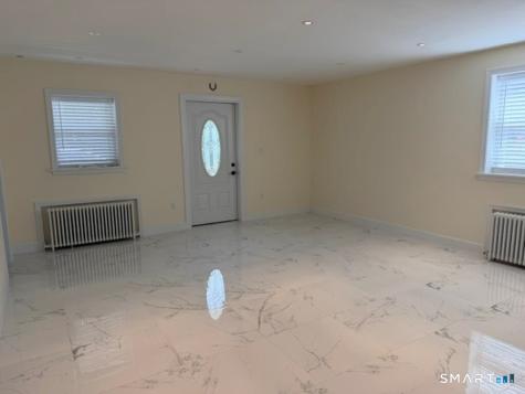 774 Hamilton Avenue Waterbury CT 06706