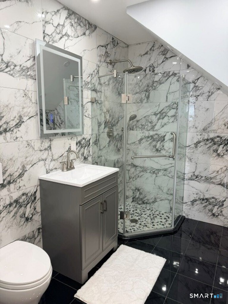 774 Hamilton Avenue Waterbury CT 06706
