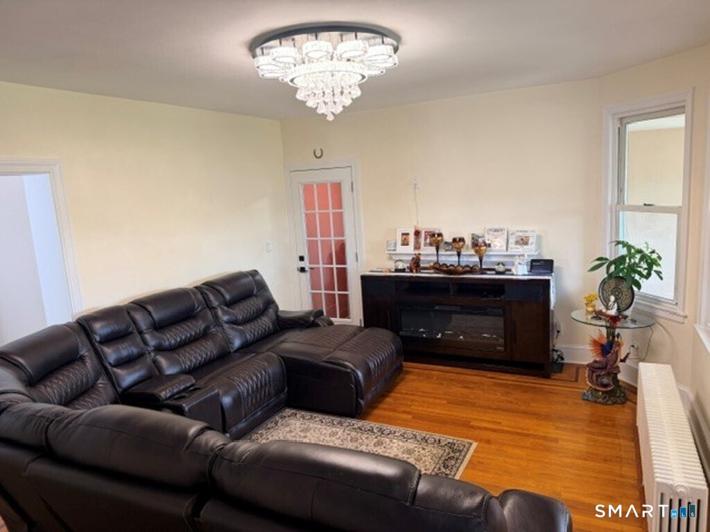 774 Hamilton Avenue Waterbury CT 06706