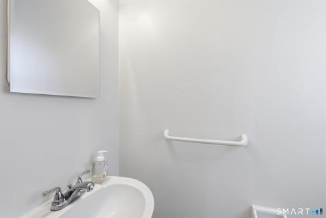 17 Pioneer Drive Enfield CT 06082