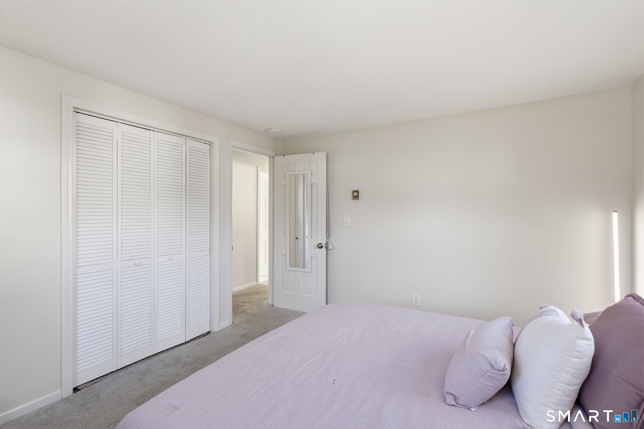 17 Pioneer Drive Enfield CT 06082