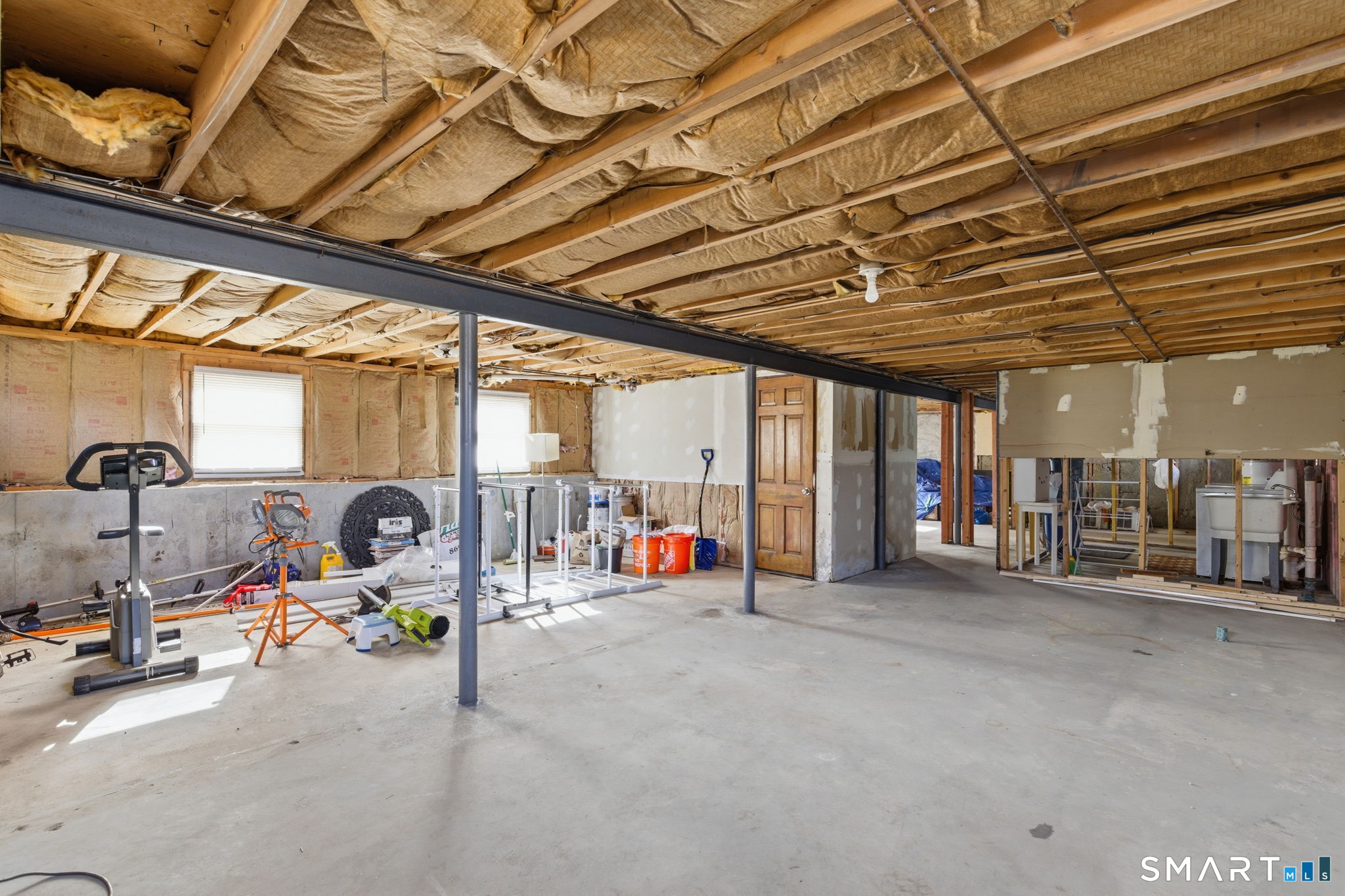17 Pioneer Drive Enfield CT 06082