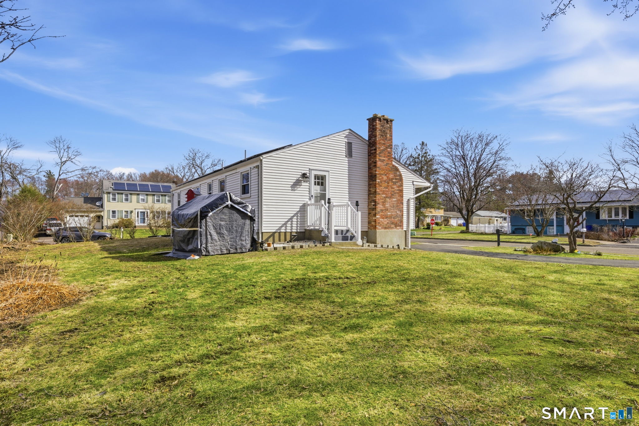 17 Pioneer Drive Enfield CT 06082