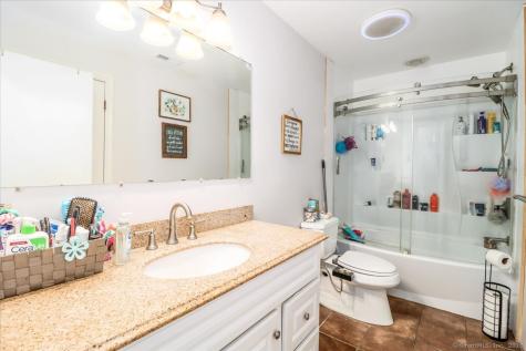 35 Hillendale Drive New Milford CT 06776