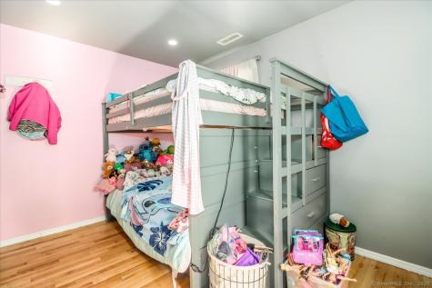 35 Hillendale Drive New Milford CT 06776