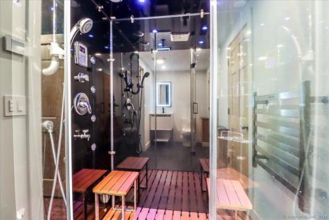 35 Hillendale Drive New Milford CT 06776