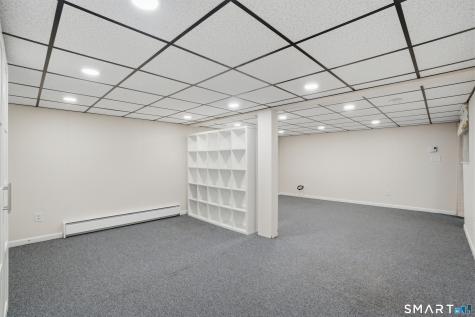 137 Dale Road Wethersfield CT 06109