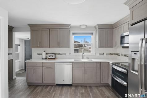 137 Dale Road Wethersfield CT 06109