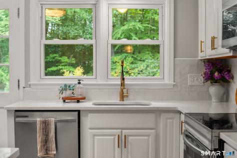 10 Staeth Road East Hampton CT 06424