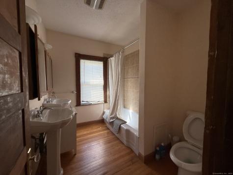 634 New Britain Avenue Hartford CT 06106