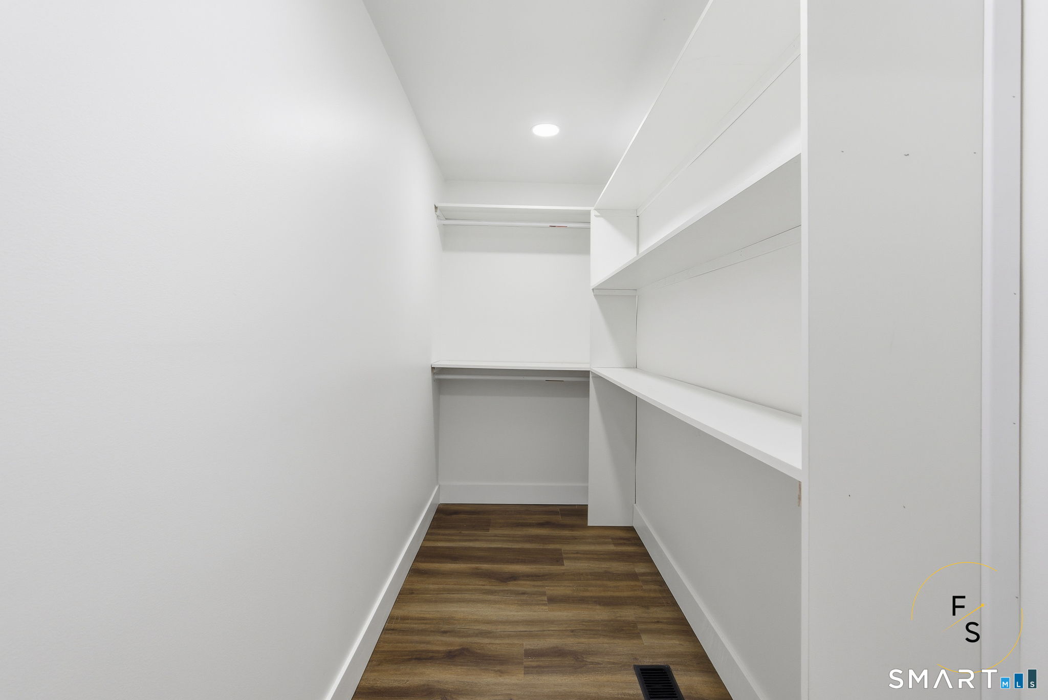 219 Court Street West Haven CT 06516