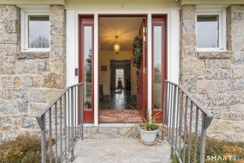 84 Munson Road Middlebury CT 06762