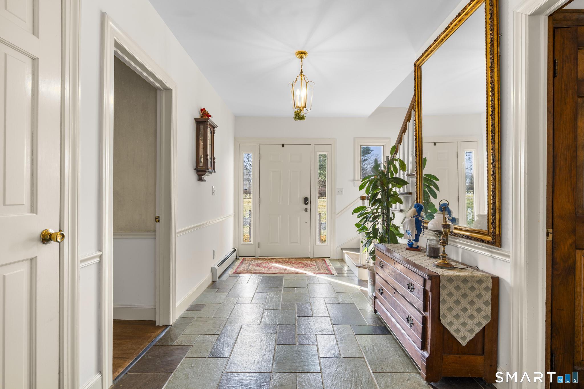 84 Munson Road Middlebury CT 06762