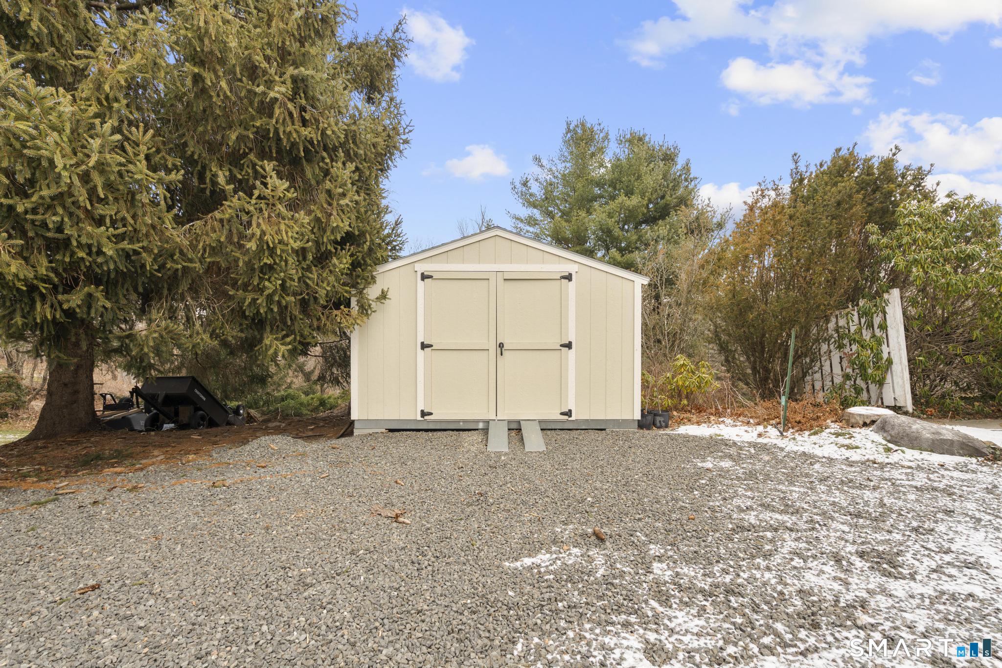 84 Munson Road Middlebury CT 06762