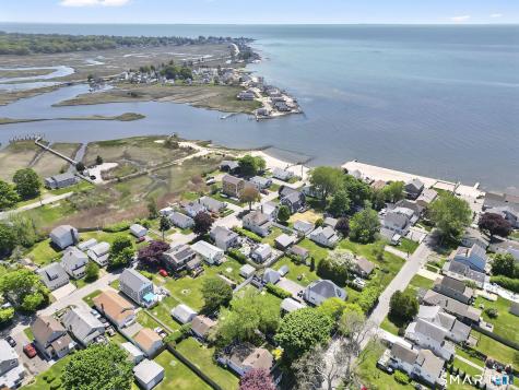 95 Middletown Avenue Old Saybrook CT 06475