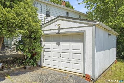 6 Beech Street Ansonia CT 06401