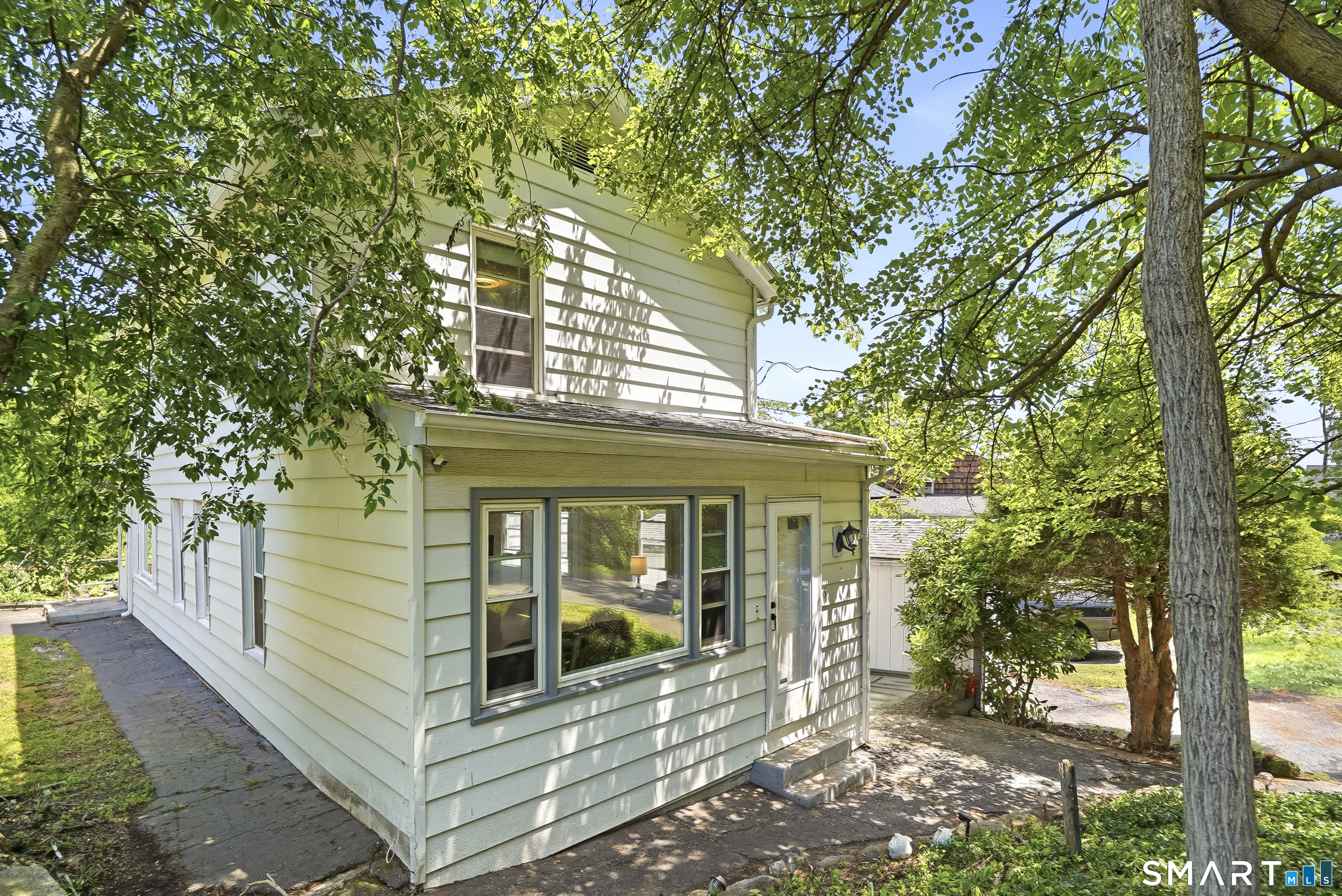 6 Beech Street Ansonia CT 06401