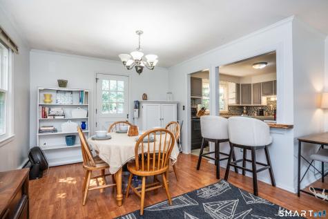 104 Hilldale Road West Hartford CT 06117
