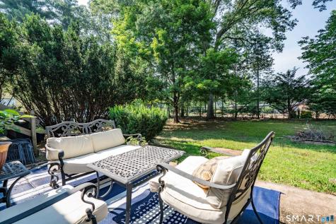 104 Hilldale Road West Hartford CT 06117
