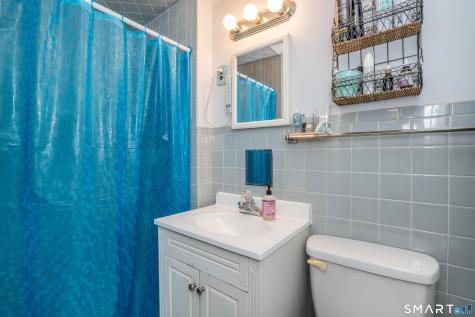 104 Hilldale Road West Hartford CT 06117