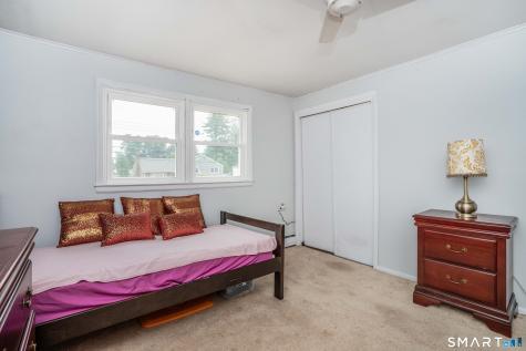 104 Hilldale Road West Hartford CT 06117