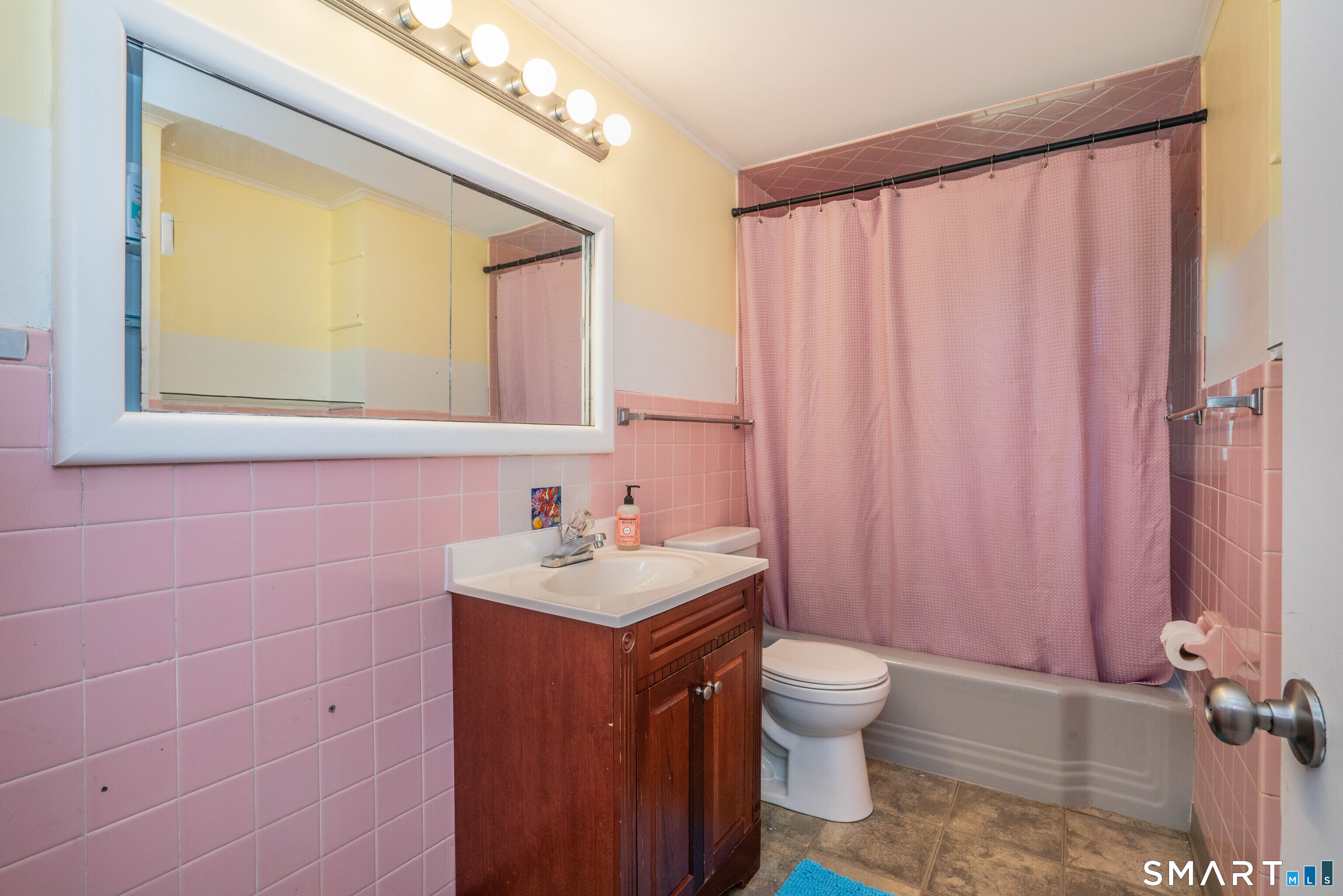 104 Hilldale Road West Hartford CT 06117