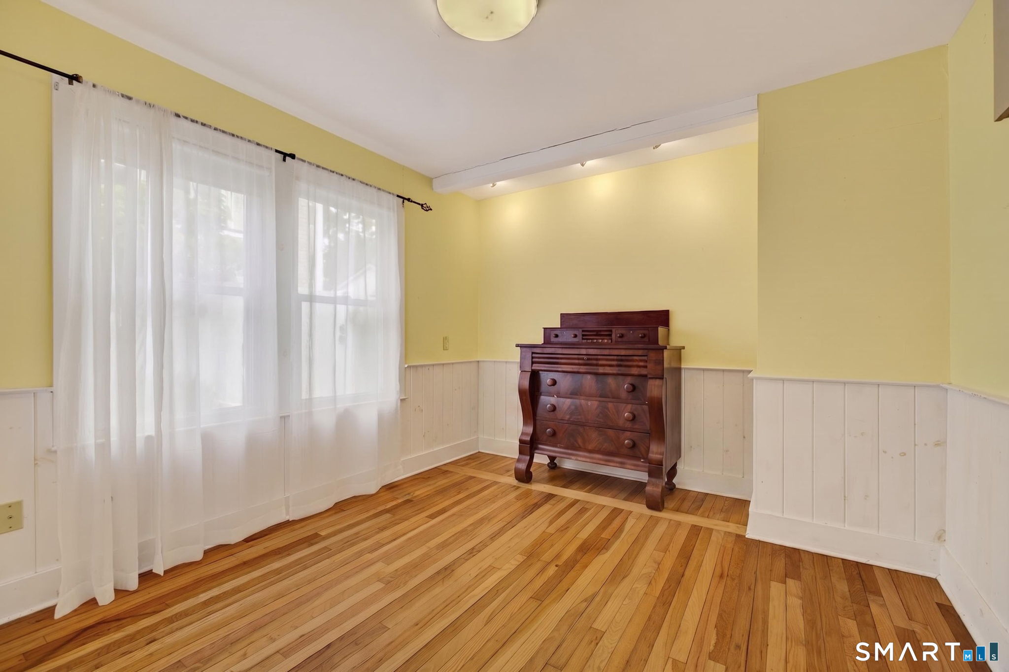 1 Maltby Street Branford CT 06405